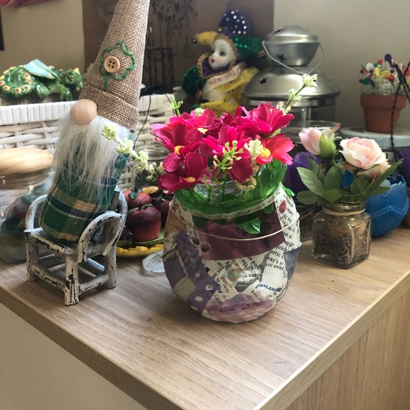 Whimsical Curvy Faux Floral Decor Jar - Picture 7 of 16